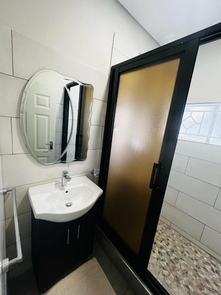 Elisheva Apartment Ndola Esterno foto